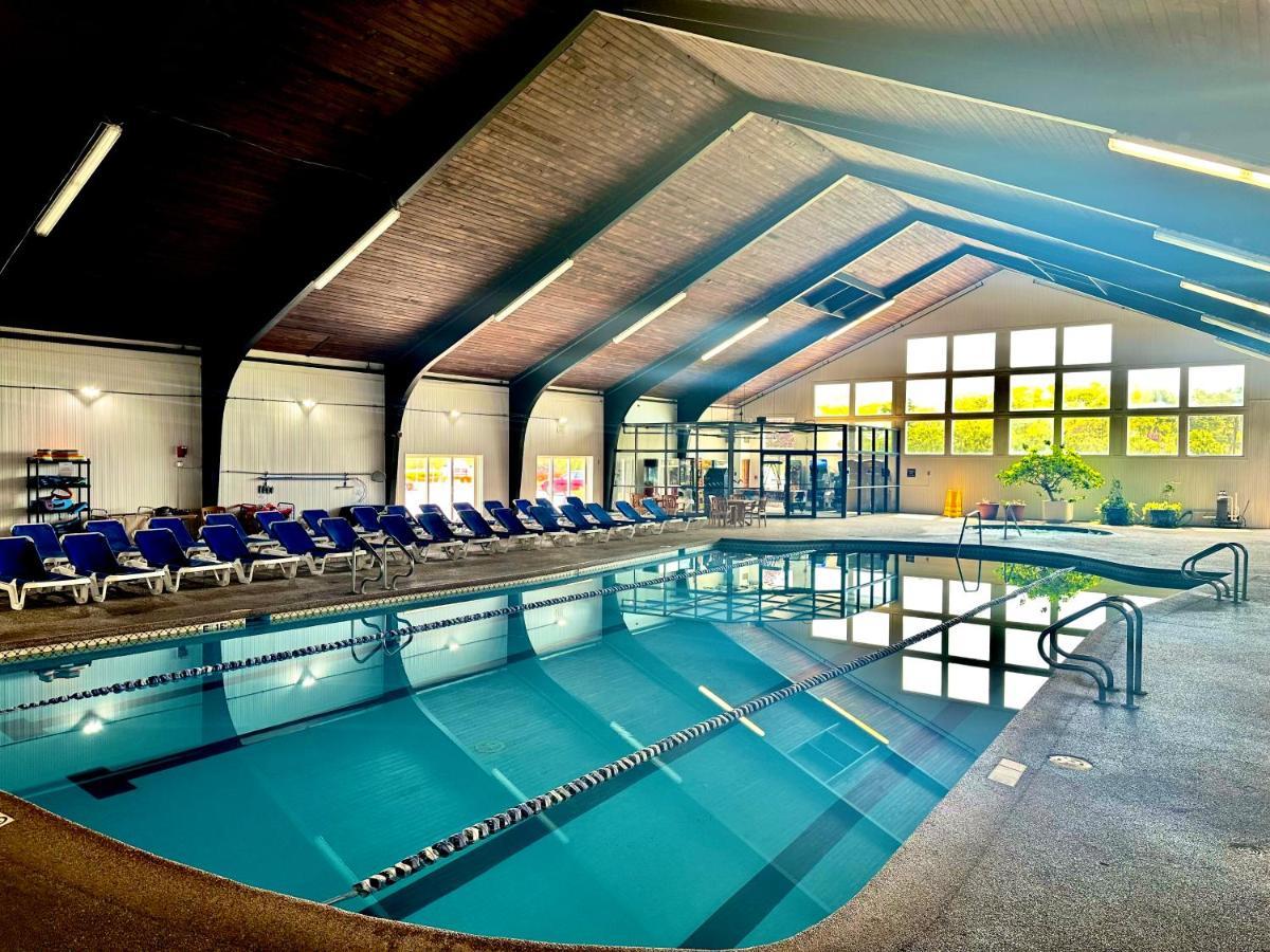 Cape Cod Irish Village - The Emerald Resort Барнстейбл Екстер'єр фото