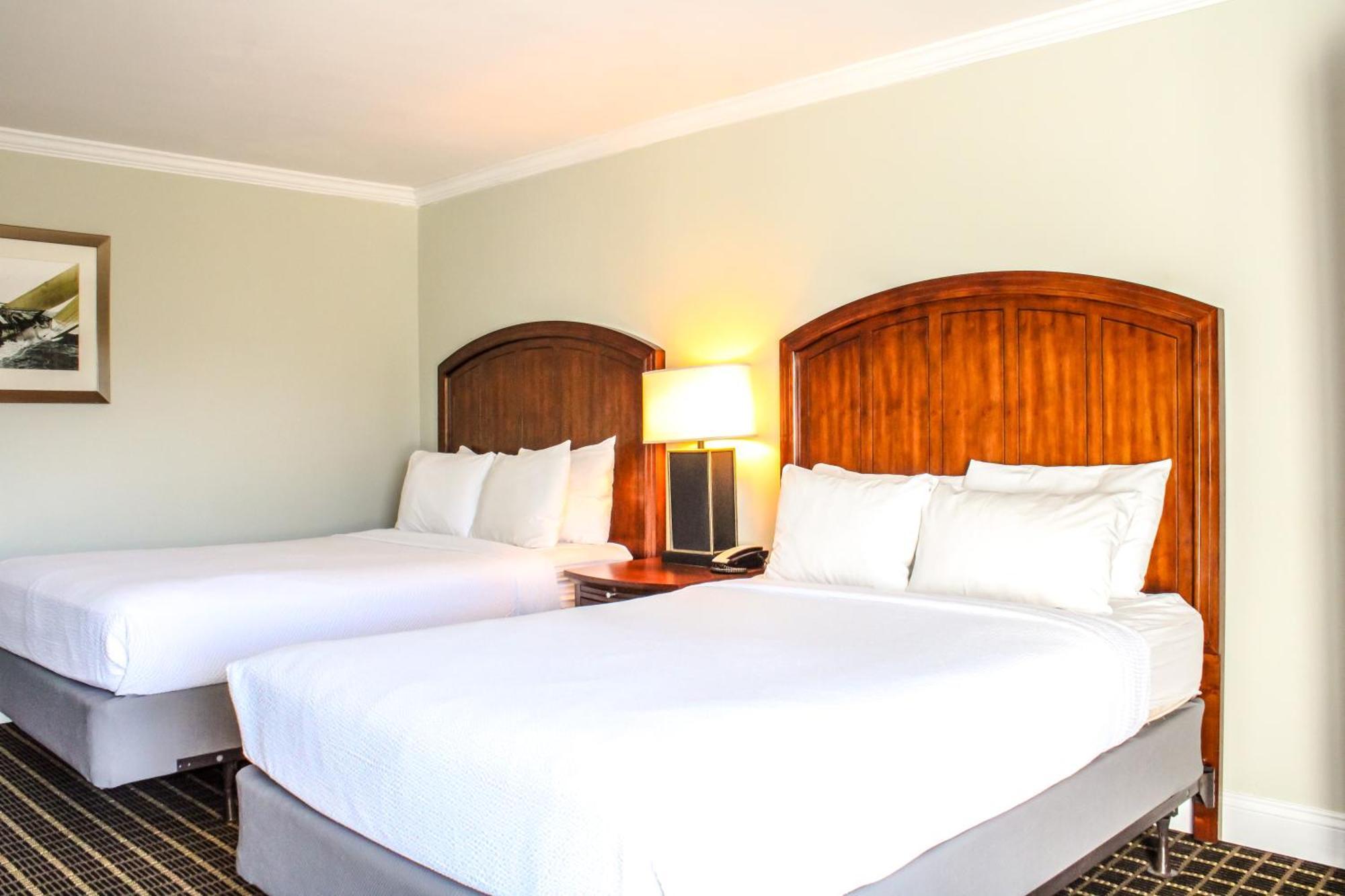 Cape Cod Irish Village - The Emerald Resort Барнстейбл Екстер'єр фото